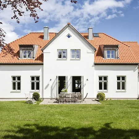 Traumhafter Vierseitenhof In Ostseenaehe Fuer Workshops, Seminare Und Retreats * Pommerby (Gelting)